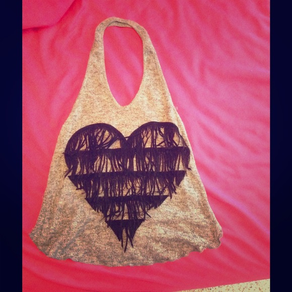 ⛔️SOLD⛔️Adorable Fringe Heart Halter Top 💜🎀