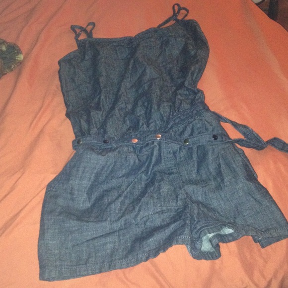 Denim romper - Picture 2 of 2