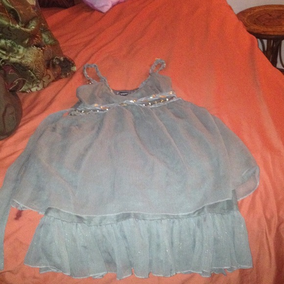 Green off grey dress - Picture 1 of 2