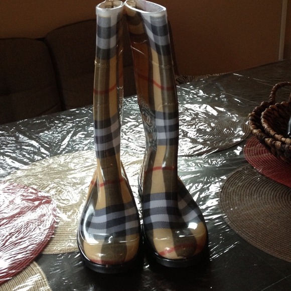 Boots - Very cute boots