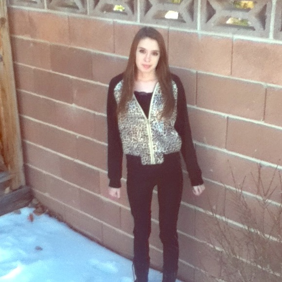 ✨Reserved✨Sequin cheetah jacket