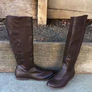 ⬆️SOLD⬆️Boots ( chocolate brown)