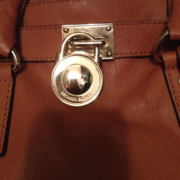 SOLD SOLD SOLD Michael Kors Hamilton - Picture 2 of 4