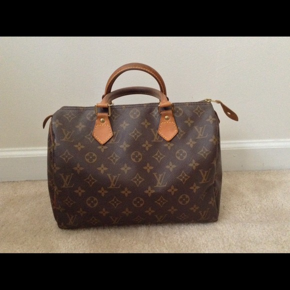 Sold..Holiday sale**authentic speedy 30