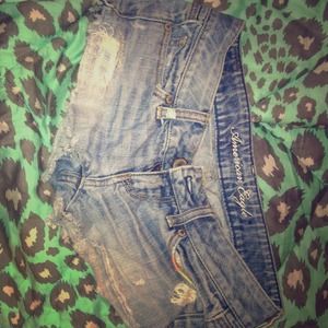 American Eagle Demin shorts
