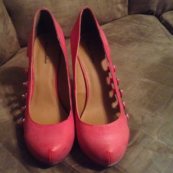 ●SOLD●🎉🎉HOST PICK🎉🎉Pink Michael Antonio heels - Picture 4 of 4