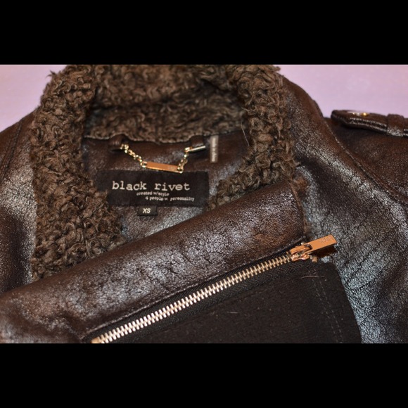 ❌SOLD❌Black Rivet motto jacket! - Picture 4 of 4