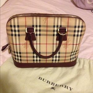 !!SOLD!! Authentic Burberry haymarket handbag