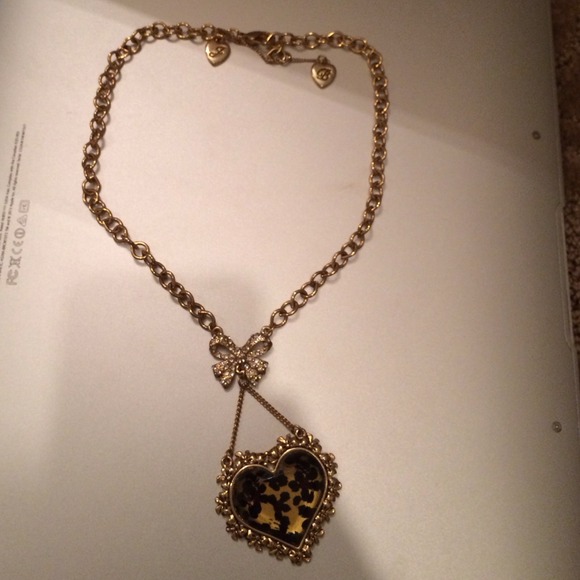 Betsey Johnson cheetah necklace