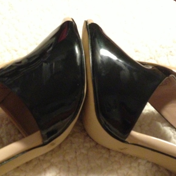 π«BUNDLEDπ«πHOST PICK πVince Camuto Heels - Picture 3 of 4