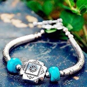 🌟National blue coral with sliver brace lace