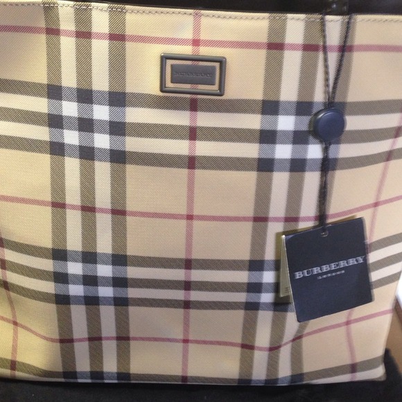 Authentic Burberry handbag reduced price