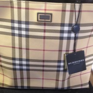 Authentic Burberry handbag reduced price