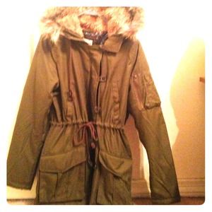 Olive green coat. (NEVER WORN)