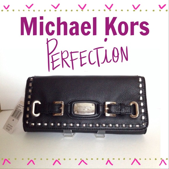 ❌SOLD❌ Michael Kors whipped Hamilton clutch