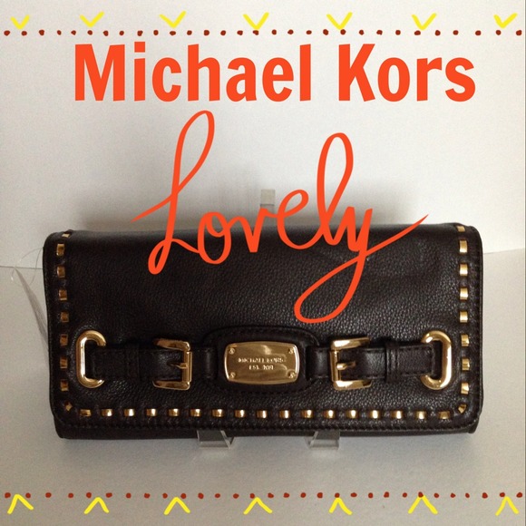 ❌Sold❌Michael Kors whipped hamilton clutch