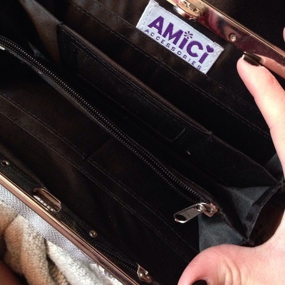 Sparkly leopard clutch! - Picture 2 of 2