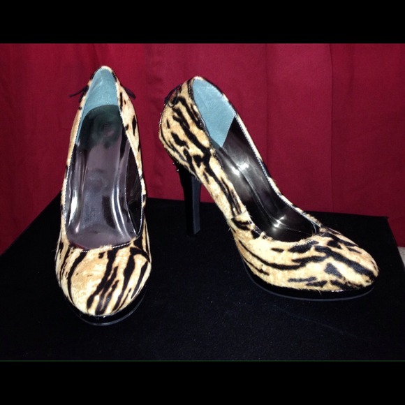 Wild Streak pumps by Mark - Picture 2 of 3
