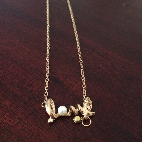 Set of 3 necklaces. Love & heart & angel wing - Picture 2 of 4