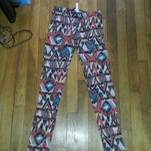Aztec print leggings