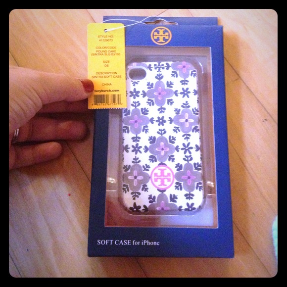Tory burch iphone 4 case