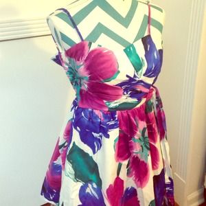 💋HOSF PICK 9/11💋 F21 floral dress!