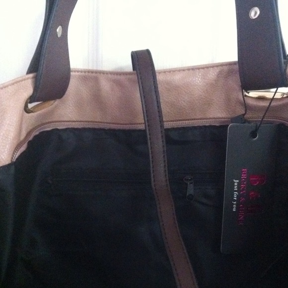 Handbag - Picture 3 of 3