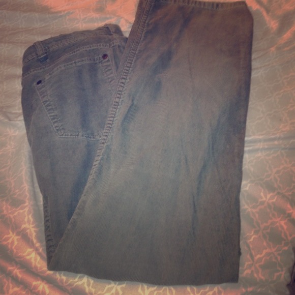 J Crew Favorite Fit Olive Corduroys