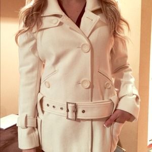 SOLD NEW Moda white jacket/coat