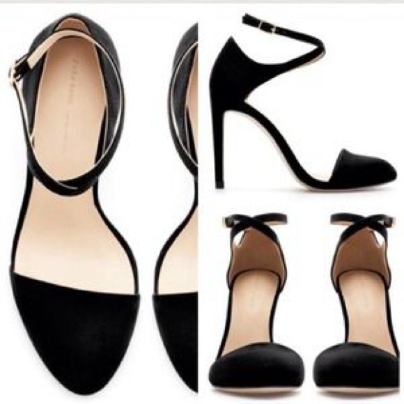 Zara Shoes - Zara black heels