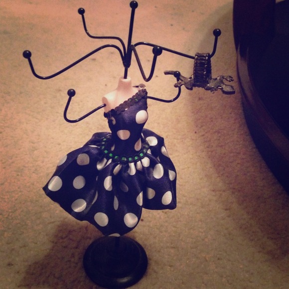 Jewelry stand