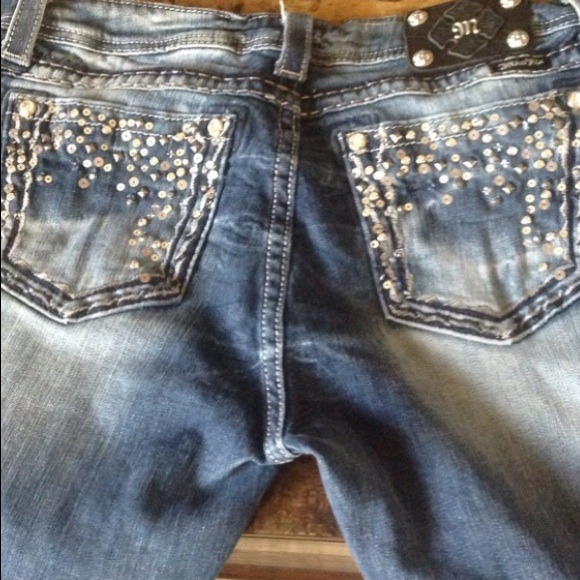 Size 32 Miss Me easy boot