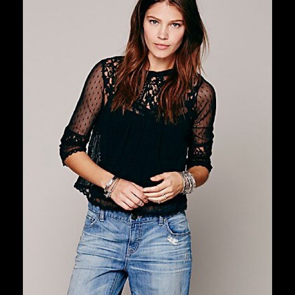 ❤SOLD❤️Free People Modern Romance Top