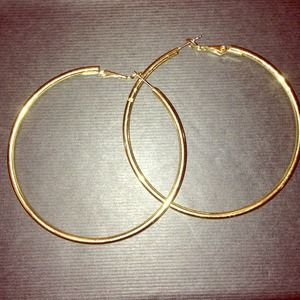 Glam large gold hoops