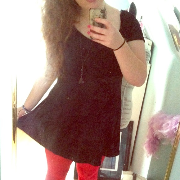Forever 21 Dresses & Skirts - 🔴Black velvet skater dress