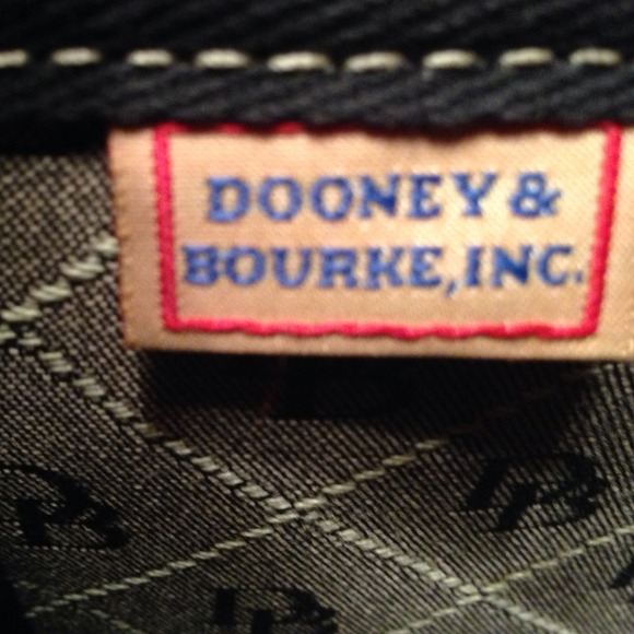 Dooney & Bourke bag - Picture 3 of 4