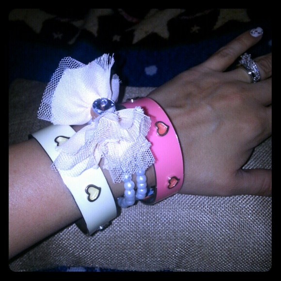 FLASH SALE!!!Cute bracelet bundle!!!