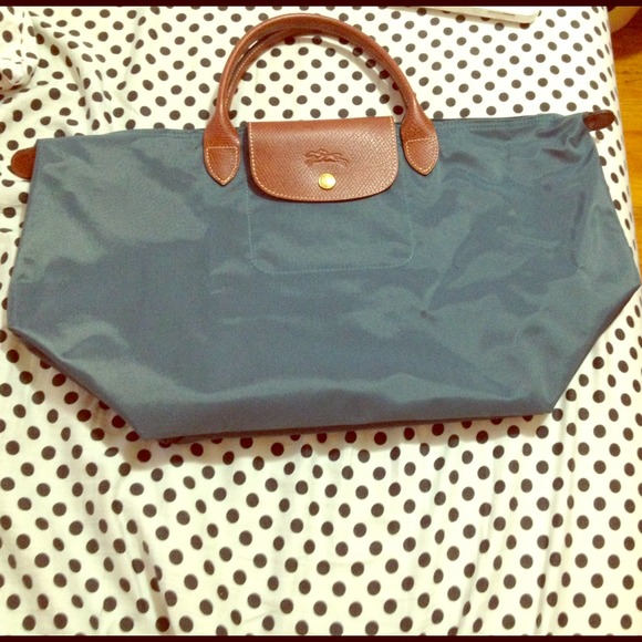 SOLD ❌❌❌ Longchamp Tote- Le Pilage medium Handheld