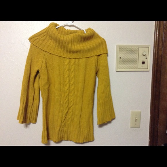 knit top - Picture 1 of 2