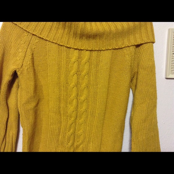 knit top - Picture 2 of 2