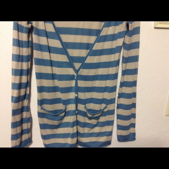 cardigan - Picture 2 of 3