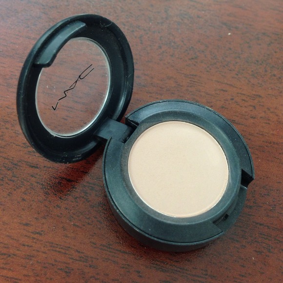 ✨Bundled✨ MAC eyeshadow Malt