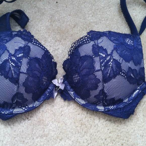 32C Victoria's Secret Bra