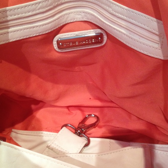 Brand new Steve Madden bag in white - Picture 4 of 4
