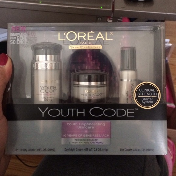 L'Oreal youth regenerating skin are