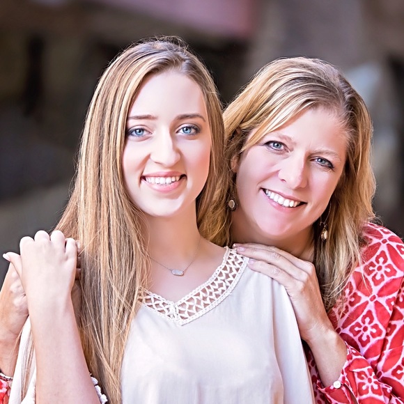 Meet your seller - Picture 2 of 4