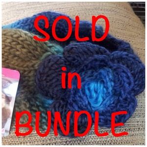 SOLD IN BUNDLE! Crochet flower headband