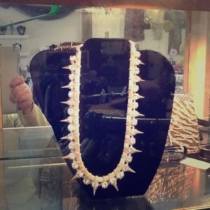 Fashion necklace