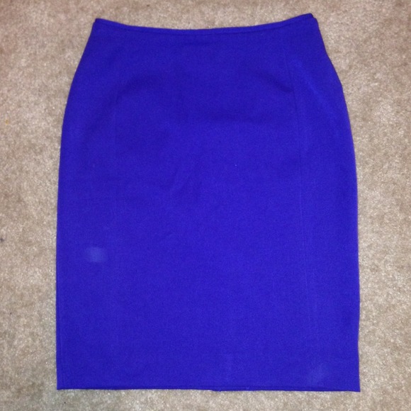Pencil skirt SOLD in bundle!