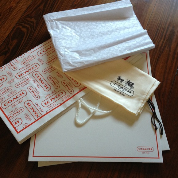 Authentic Coach Dust Bag & Empty Shopping Bag - Picture 1 of 2